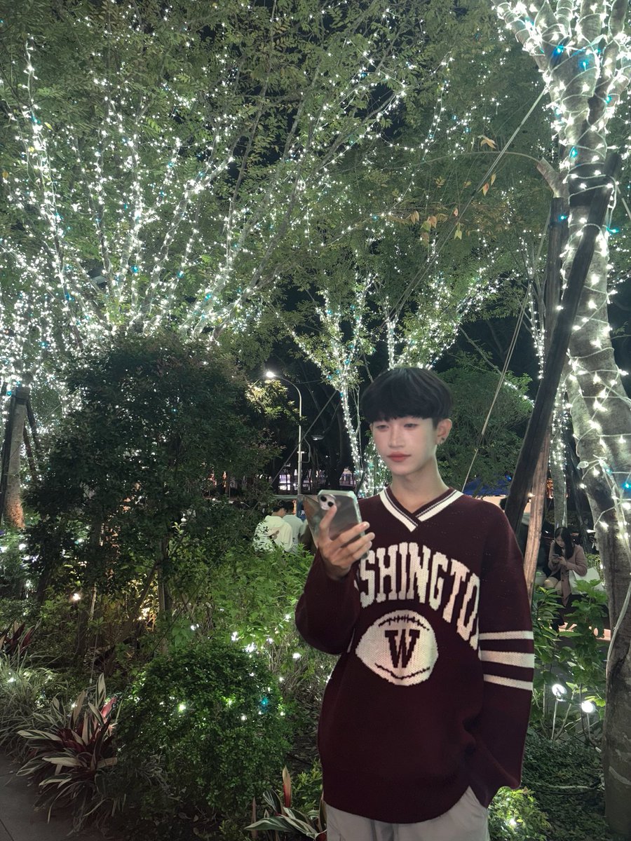 fiiiiish tweet media