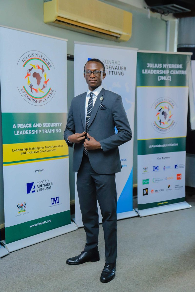 BasalirwaJB's tweet photo. #JNLCTraining2024
Day 1 has been a success, with topics such as current issues related to peace &amp; security in the region, practical skills for conflict analysis &amp; peace resolution, attaining self &amp; social awareness, the importance of self knowledge &amp; financial literacy, etc. https://t.co/WnWcFPi2to