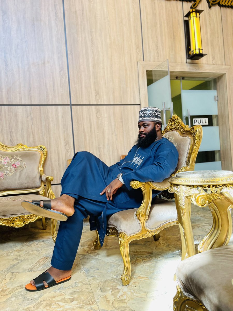 i_am_dr_algo's tweet image. I am the best they wants in this rate this rate 📈

Outfits by @algofomen