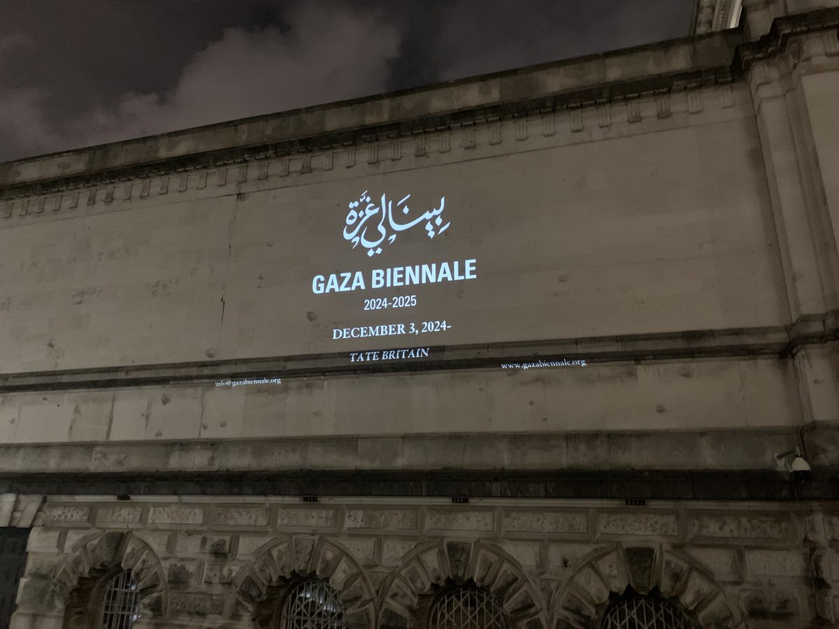 alivesince1968's tweet photo. Congratulations and solidarity with Jasleen Kaur and to all artists and cultural workers inside and out, calling on @Tate to divest from complicity with genocide. Scenes from outside #StrikeOutset #FreePalestine https://t.co/AtuVjj4weC