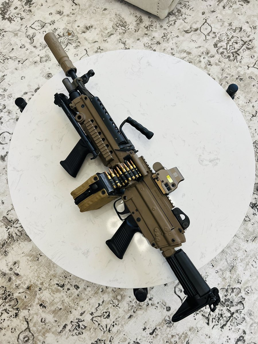 LVNDMARK tweet media