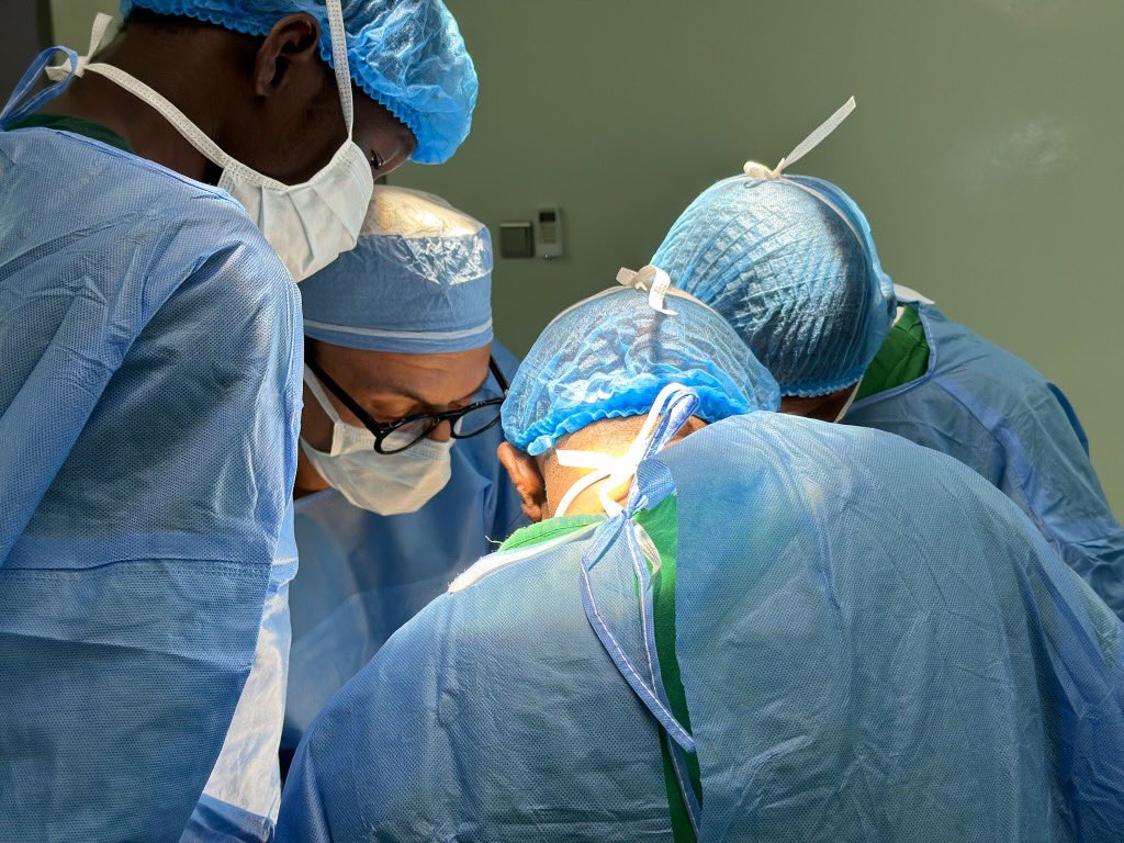 UChicago Urology Residency (@uchicagouro) on Twitter photo Last month <a href="/uroegg/">Scott Eggener</a> and PGY5 <a href="/CTuroGam/">Kristina Gam</a> traveled to Gulu, Uganda with Drs. Porten, Large, and Yuen as part of <a href="/IVUmed/">IVUmed</a> and in collaboration with Uganda Cancer Institute. Here are some photos 📸 looking back at the memorable week with a superstar team! Last month <a href="/uroegg/">Scott Eggener</a> and PGY5 <a href="/CTuroGam/">Kristina Gam</a> traveled to Gulu, Uganda with Drs. Porten, Large, and Yuen as part of <a href="/IVUmed/">IVUmed</a> and in collaboration with Uganda Cancer Institute. Here are some photos 📸 looking back at the memorable week with a superstar team!