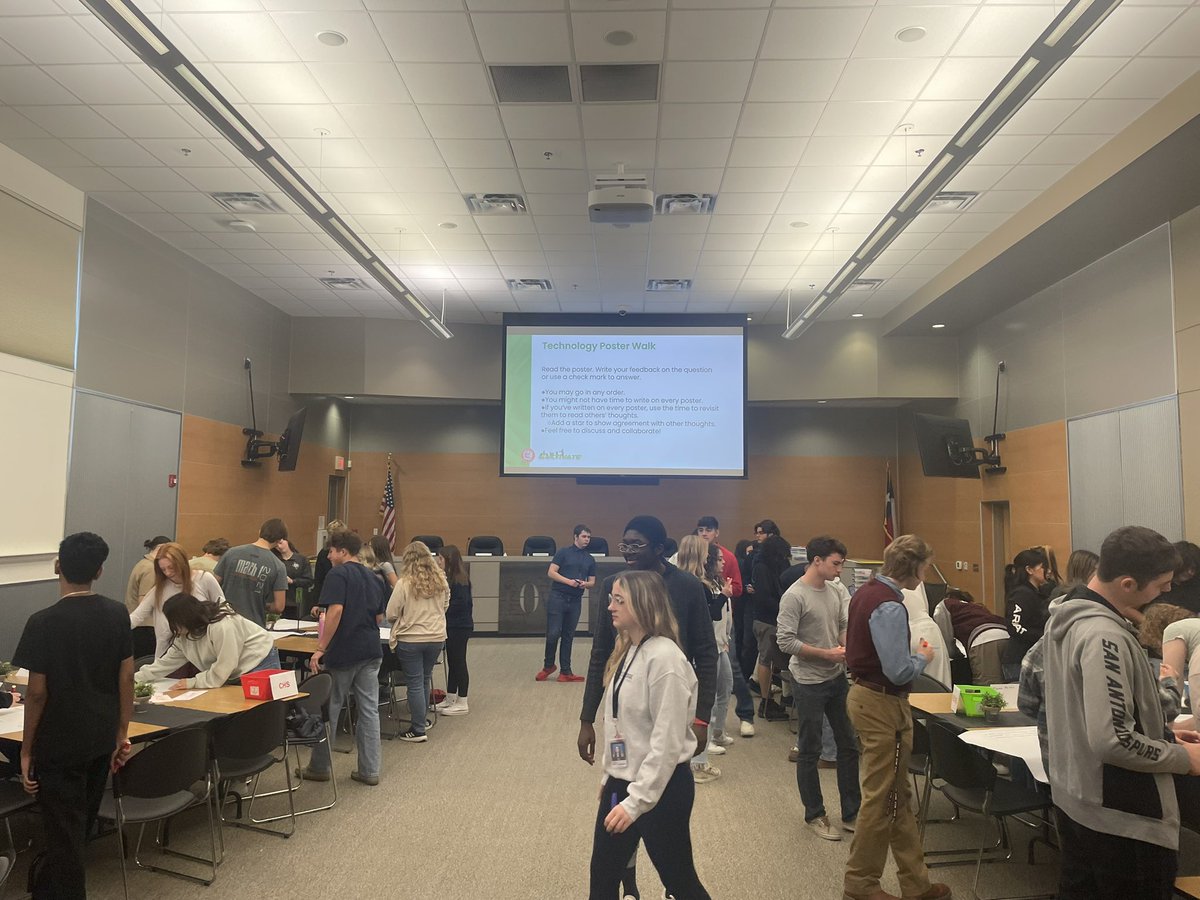 Peggy Hall tweet media