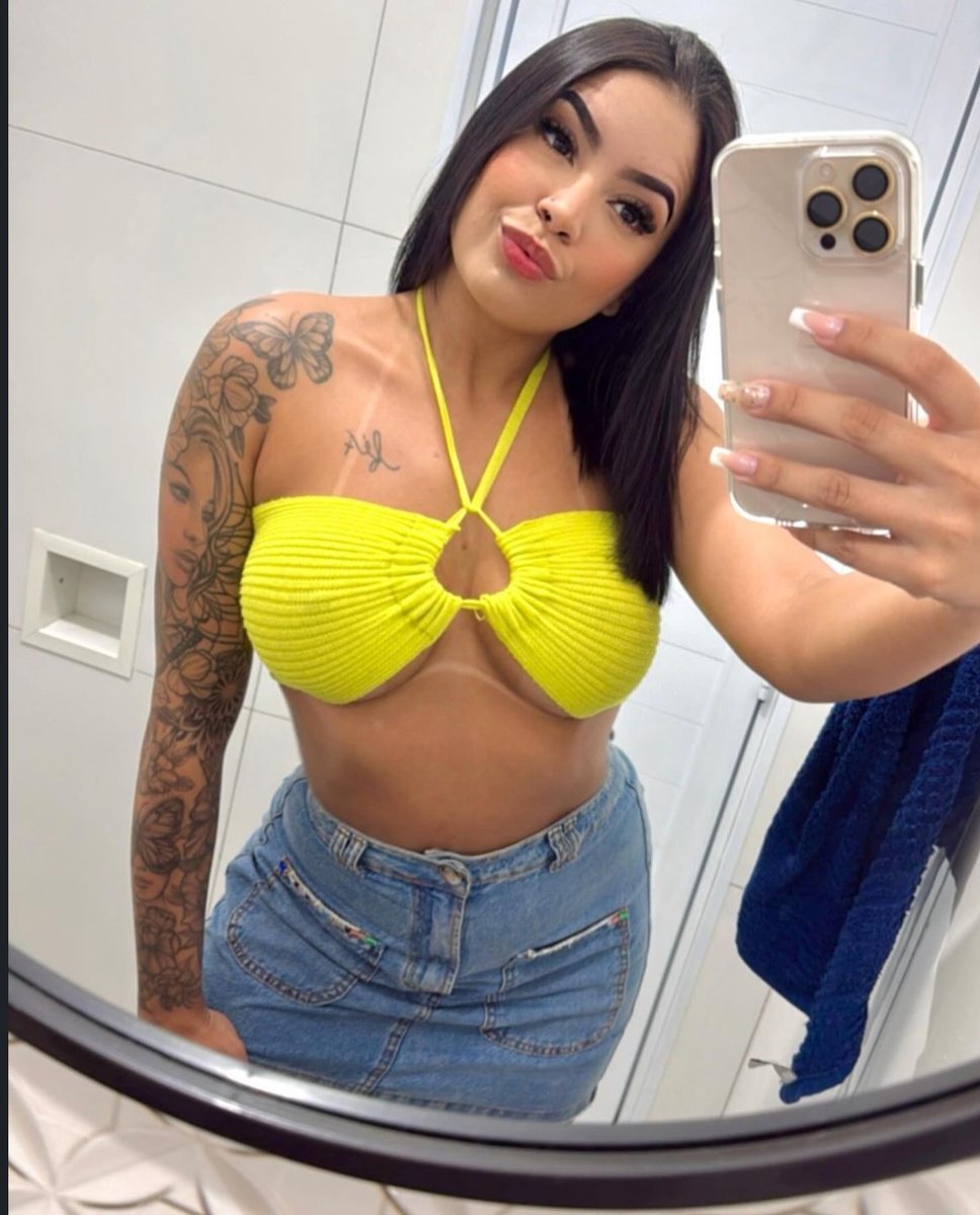 AndreyMichael's tweet photo. 🚨VIOLÊNCIA QUE NÃO PODE SER
CALADA🚨

Brenda Bulhões, 26 anos, mãe, empreendedora e dona de um salão de beleza no Guarujá, teve sua vida interrompida de forma brutal. Ao chegar no trabalho, foi assassinada pelo ex-namorado, que segue FORAGIDO.

⚠️Quantas Brendas ainda precisam partir para que a sociedade desperte?

⚠️Denuncie! Violência contra a mulher é crime. 

Qualquer  informação ligue 180.