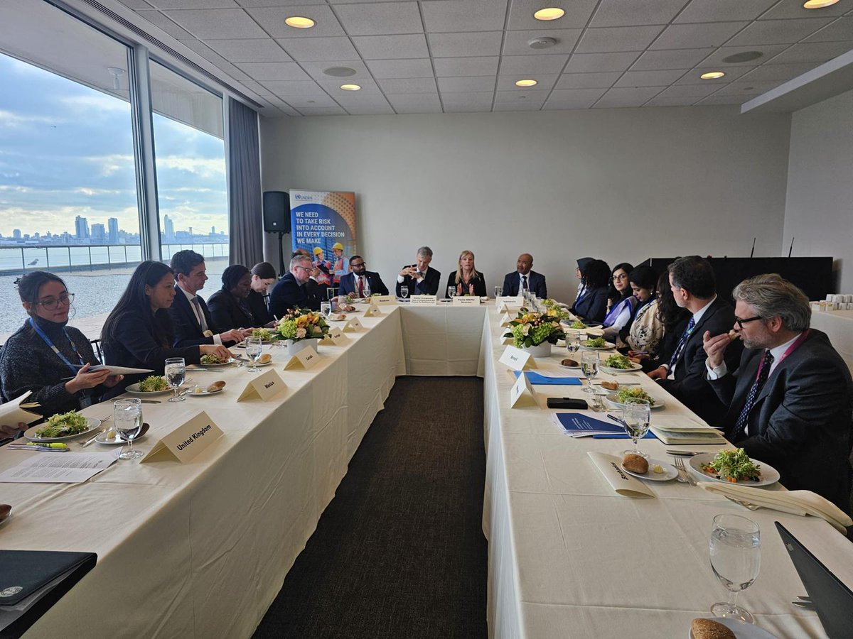 #IndiaAtUN 

<a href="/Geetujoshi3/">Geetu Joshi</a> took part in the Roundtable hosted by <a href="/UNDRR/">UNDRR</a> on “Strengthening Global Partnerships for Disaster Risk Reduction in the context of FFD4" for potential Champion countries. Highlighted several areas of action that could maximize DRR impacts on the ground