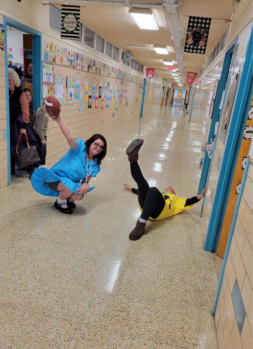 GLE was lucky to have Charlie Brown (Ms. Chambers) and Lucy (Mrs. Wyatt) join us for class today! 🏈

Tomorrow is ‘Winter Solstice Wonderland’ Day! Wear a scarf, toboggan, and other snow gear! ❄️🩵