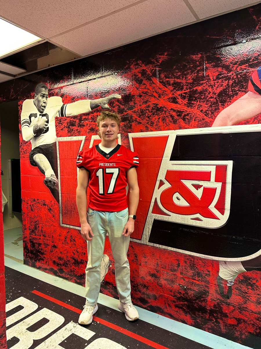 Thank you coach <a href="/CoachGlosek/">Shawn Glosek</a> for the great visit!🔴⚪️
