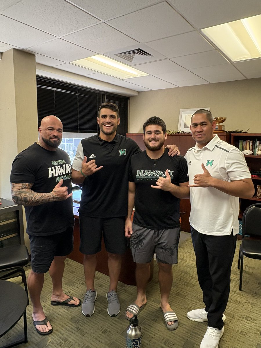 Jordan Pu'u-Robinson (@coachpuu) on Twitter photo The sack-master is on SCHOLARSHIP! Nobody more deserving. They don’t make um like JJ3 anymore. Mahalo Coach Chang. <a href="/jackie3johnson/">Jackie Johnson III</a> <a href="/HawaiiFootball/">Hawaii Football</a> The sack-master is on SCHOLARSHIP! Nobody more deserving. They don’t make um like JJ3 anymore. Mahalo Coach Chang. <a href="/jackie3johnson/">Jackie Johnson III</a> <a href="/HawaiiFootball/">Hawaii Football</a>