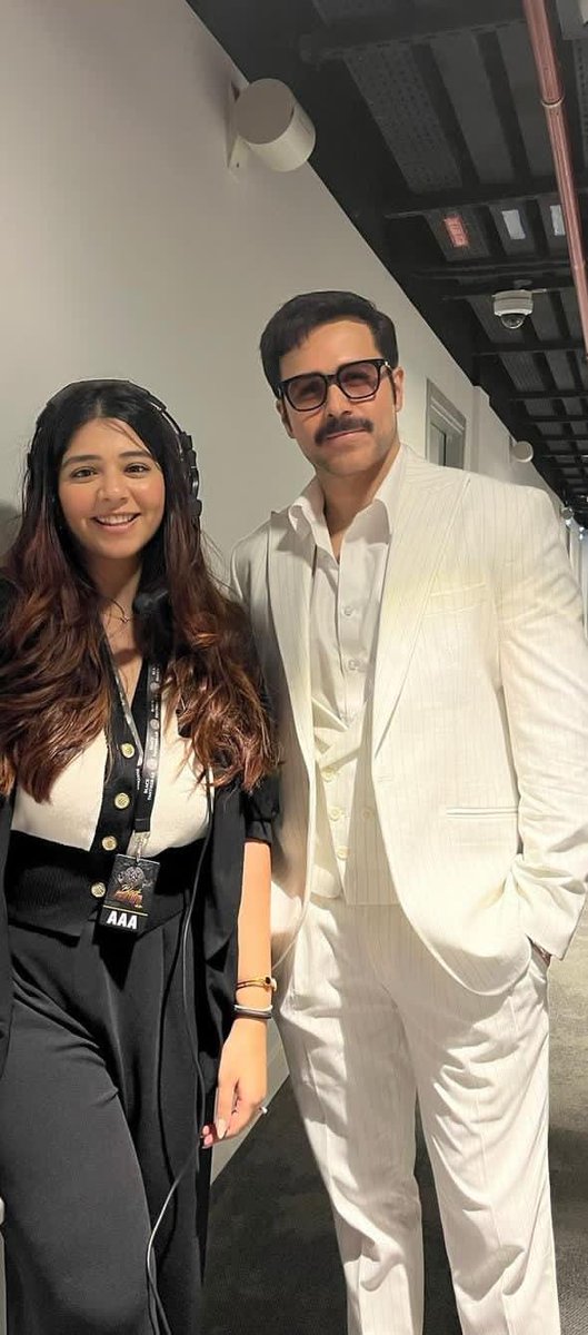 EmraanhashmiT's tweet photo. Abu Dhabi event 🔥
.
 
#emraanhashmi #emraanhashmits #emraanhashmiji #emmylover #kingofbollywood #abhudabi #favrouite❤️ #trending #foryourpage #foryou #imraanhashmits #imraanhashmi #instagram #love @emraanhashmi https://t.co/Ka8YdbJS9x