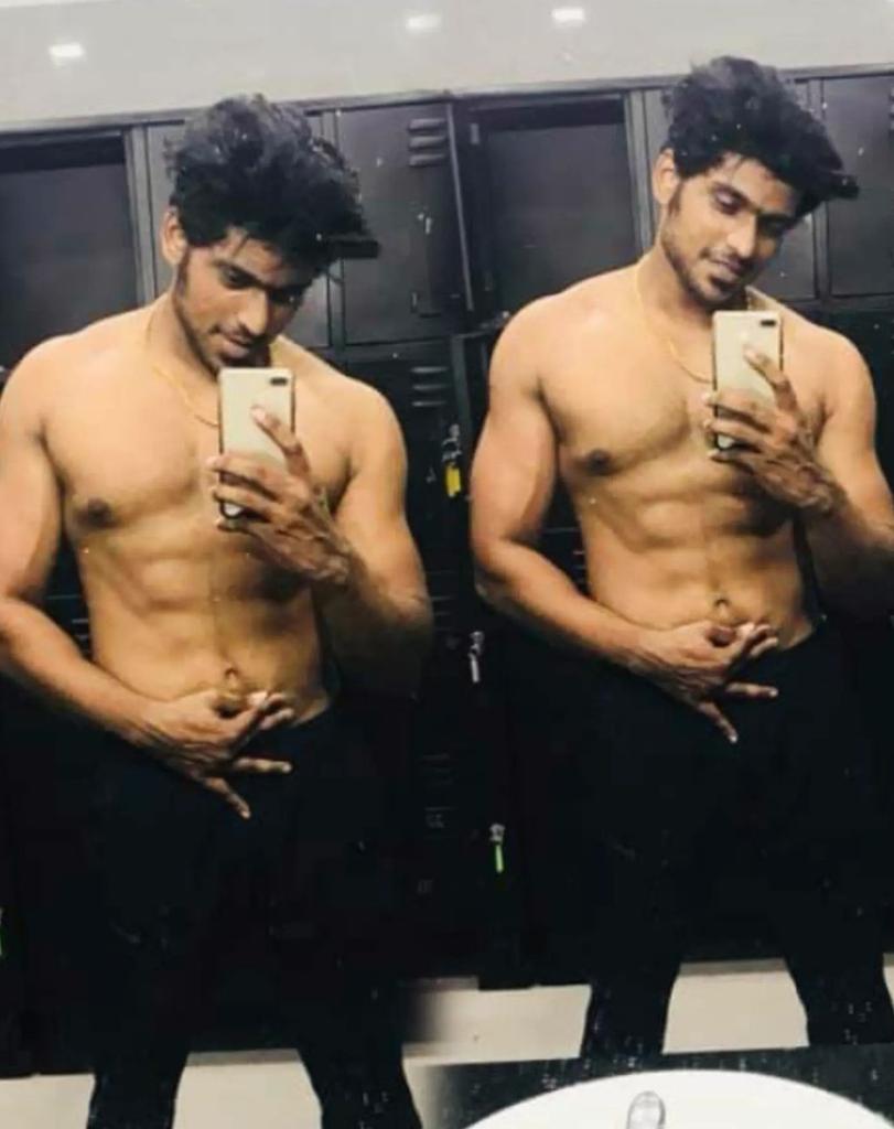 hottiee rohit (30k) tweet media