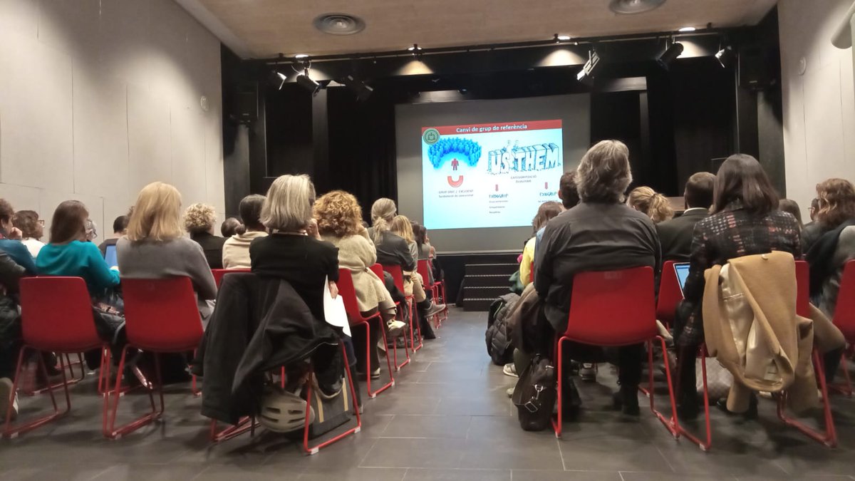elicceb's tweet photo. Aquesta tarda els #equipsdirectius del @consorciedubcn han participat a la formació #PREV Prevenció dels extremismes violents a la comunitat educativa #ELICCEB @educaciocat @mossos https://t.co/hS640trqn3