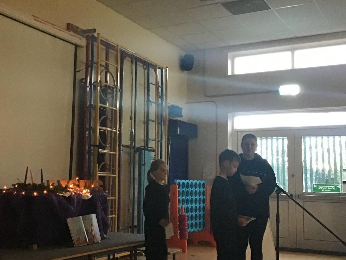 Our children enjoyed the annual blessing of our Advent Wreath #advent #rejoice #hope <a href="/EducationShrew/">Education - Diocese of Shrewsbury</a>