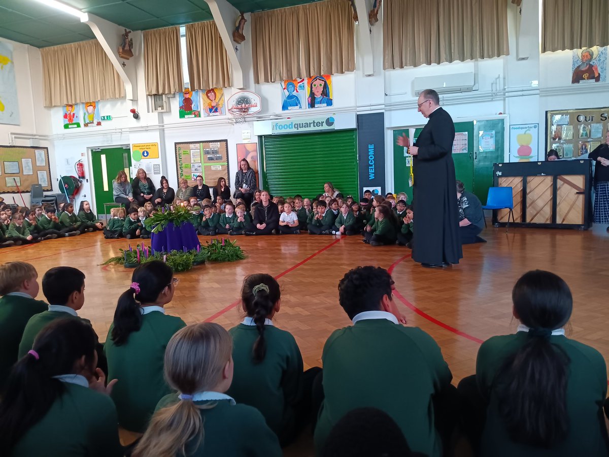 olvschool's tweet photo. We had a beautiful Liturgy this afternoon to mark the beginning of Advent. We were joined by Monsignor Smith who blessed the Advent wreaths each class has made #olvRE @bcw_cat https://t.co/6bjQUTAjxr
