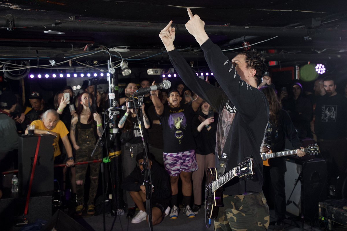 Fuming Mouth tweet media