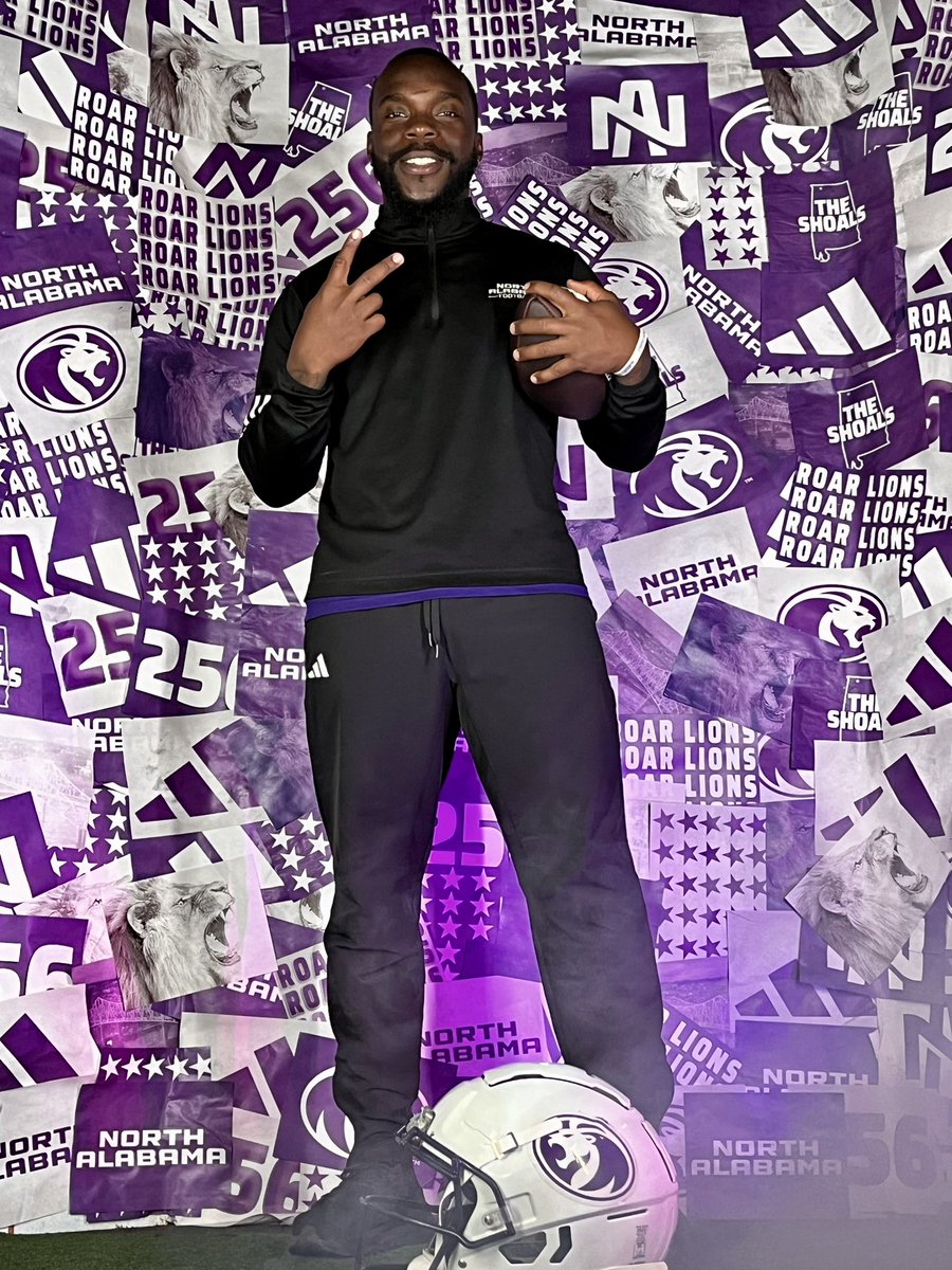 _Davis_Boy12's tweet image. #RoarLions🦁💜
@UNAFootball