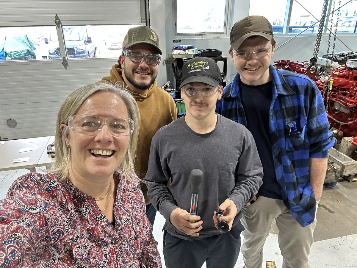 shall1971's tweet photo. More great experiences with students and faculty! Thanks Lunenburg Campus! @NSCC_Lunenburg @NSCC https://t.co/pXFwThsi0g