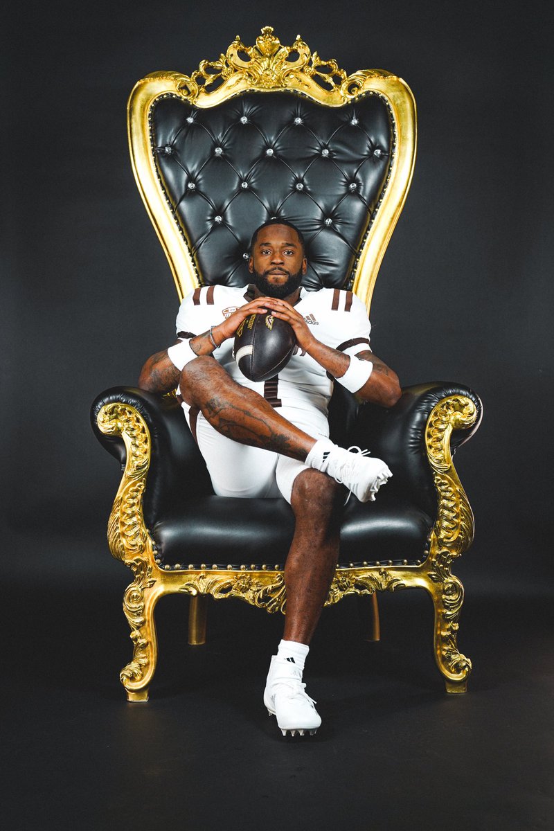 Christian Leary tweet media