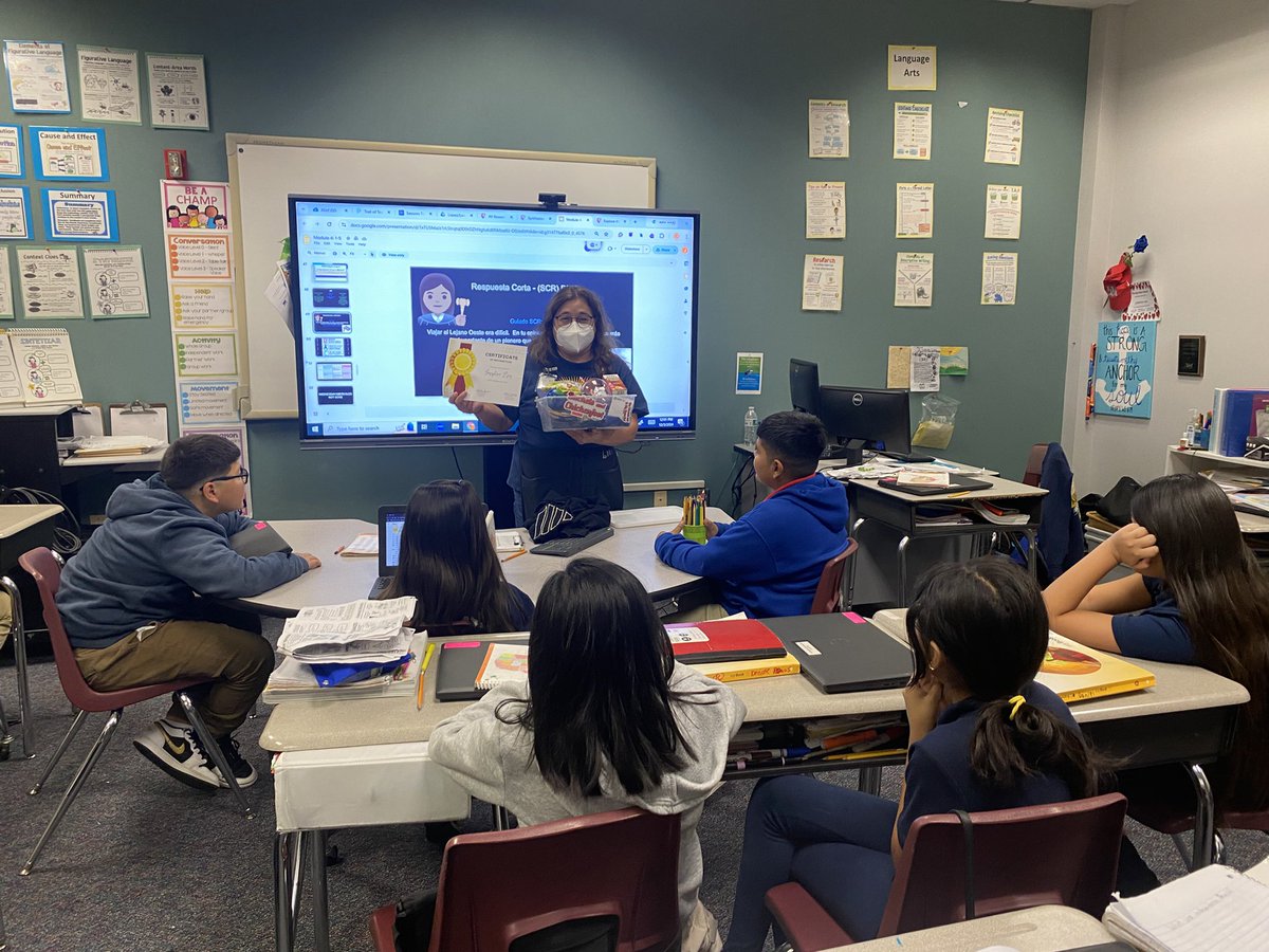 A Martinez tweet media