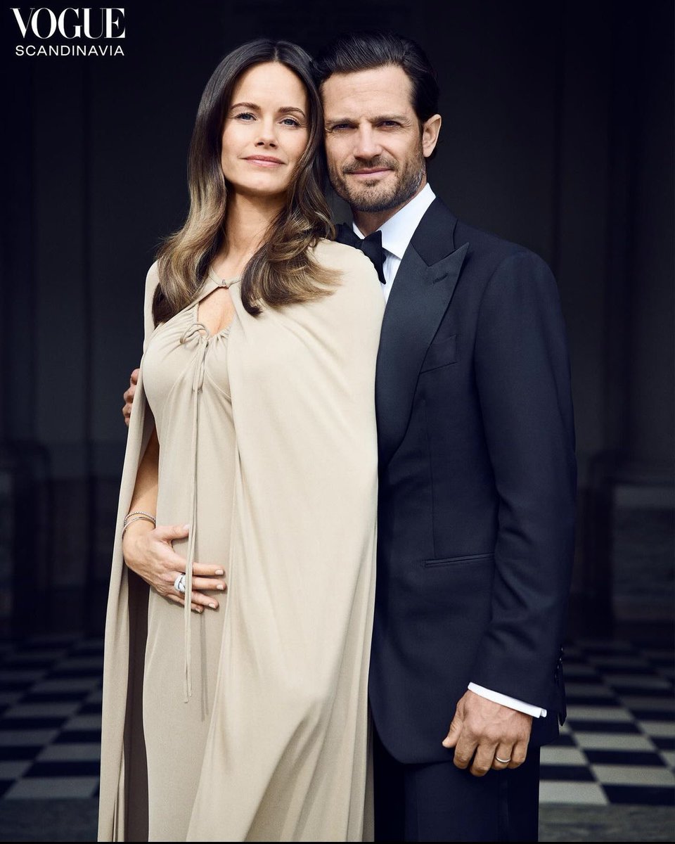 #NEW Princess Sofia and Prince Carl Philip in Vogue Scandinavia in honour of the Princess’ upcoming 40th birthday 🖤🇸🇪

This is now definitely one of my favourite pictures of them!