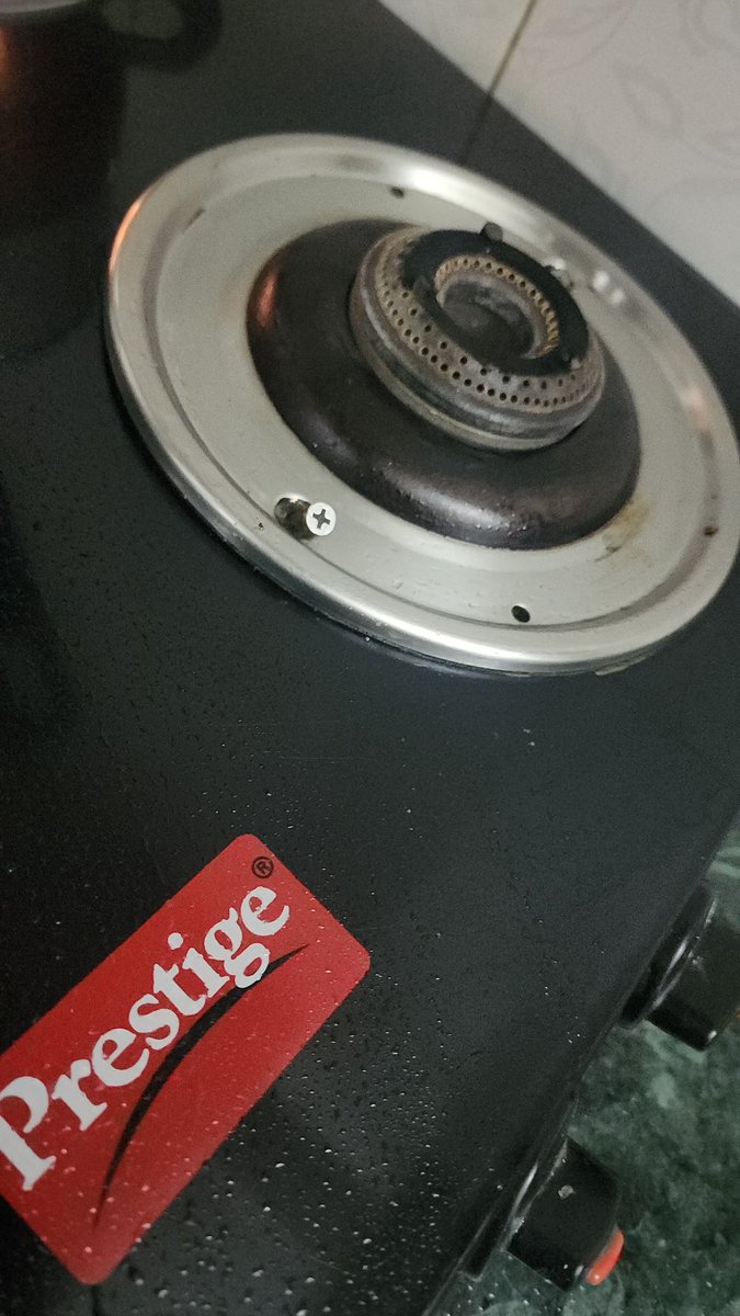 s_p1996's tweet photo. @TTKPRESTIGELTD after using my stove for 5yrs i called ttk for a service n guess what they didn't send a technician bt instead send a goon who over charged me and threatened me n instead of repairing he spoiled my stove.after service condition of my stove shown in the pics below https://t.co/JzcQRzw4hr