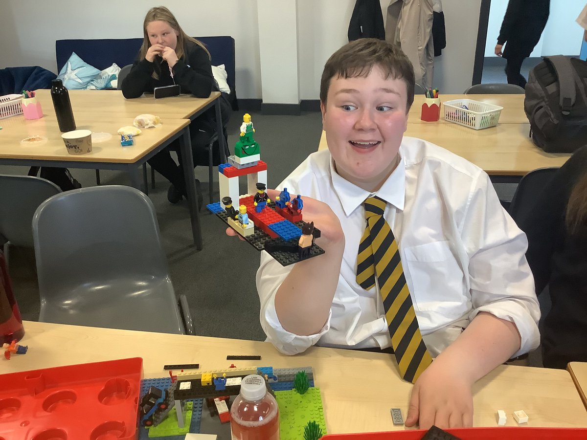 Miss Bell GHS tweet media