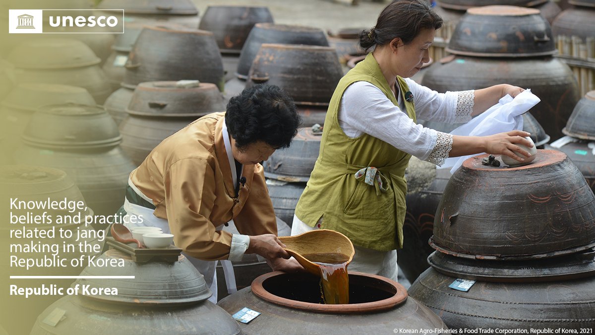 UNESCO's tweet photo. 🔴 BREAKING

New inscription on the #IntangibleHeritage List: Knowledge, beliefs and practices related to jang making in the #RepublicOfKorea🇰🇷.

Congratulations!

https://t.co/NrLCcg15Sf #LivingHeritage https://t.co/Dlqq7zXuo9