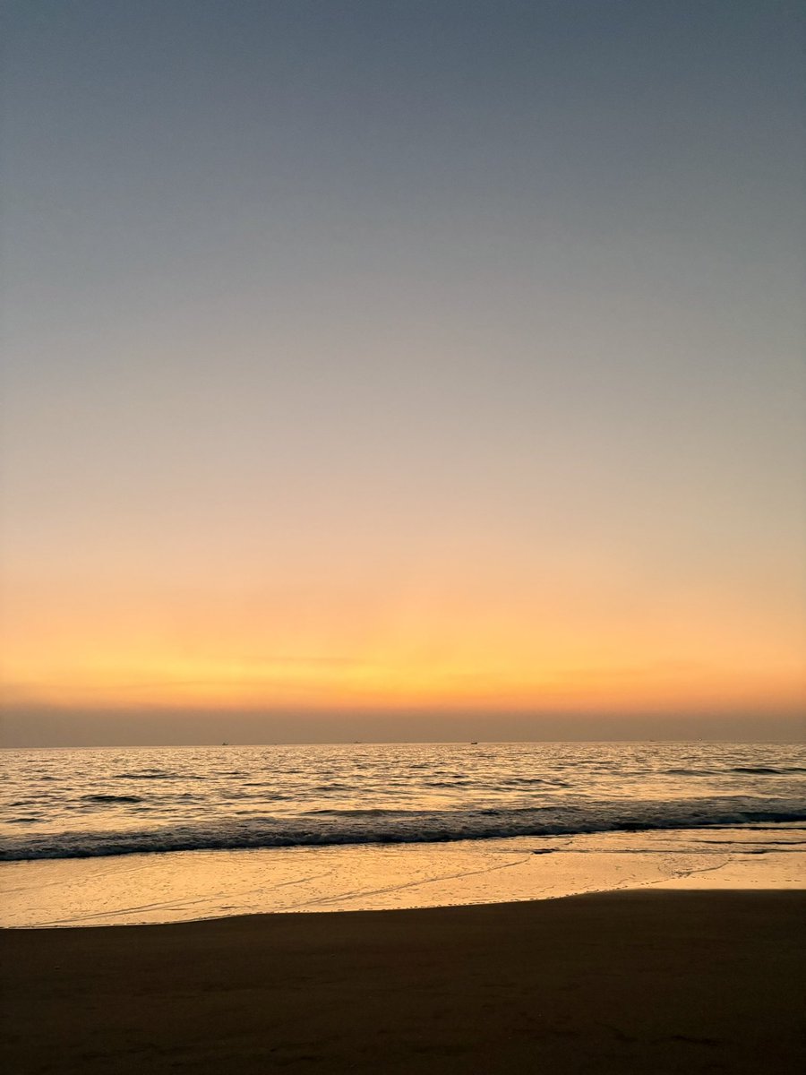 YashHurkat's tweet photo. @earthcurated @nev_in_color https://t.co/NGnE63RbiC