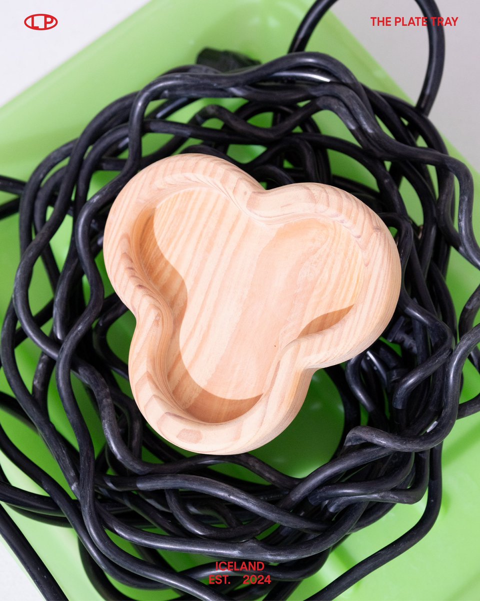 Logi Pedro tweet media