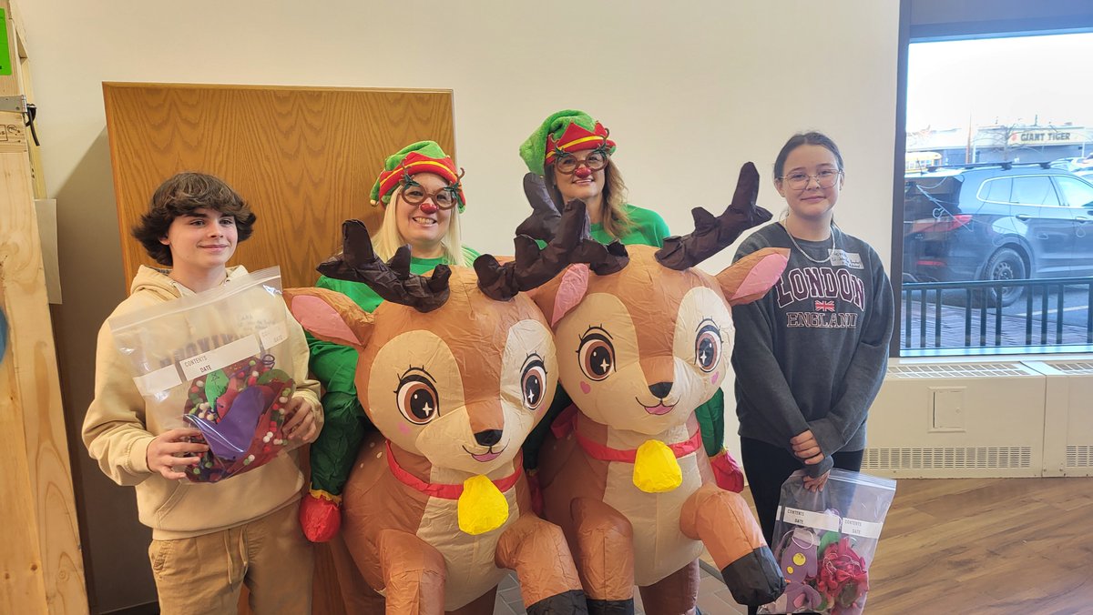 SJBKE_School's tweet photo. Thanks to Caleb and Neveah (Gr.8) for representing SJBKE @PALSpartners tree and window decorating event held at the JDI Building today- they did a great job along with their fellow colleagues- starting to look a lot like Christmas! Thank you, PALS!   #awesome #bettertogether https://t.co/4NWo6T4om7