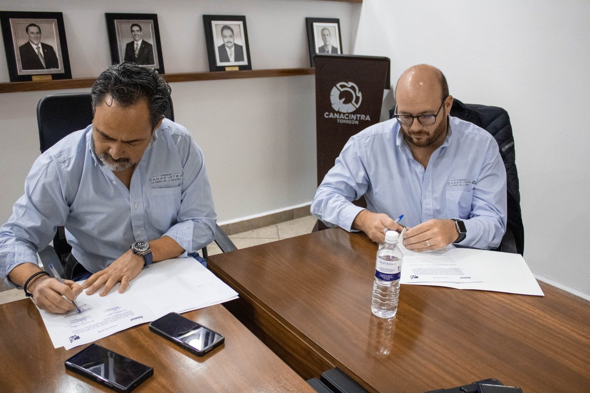CANACINTRA_Trc's tweet photo. ⚙️👉🏻¡Fortalecemos Alianzas!

La colaboración con @Fonacot_oficial ofrece a nuestras empresas socias la posibilidad de brindar a sus colaboradores acceso a créditos que contribuyen al bienestar financiero, fortaleciendo el ambiente laboral. https://t.co/XCT2KmWpC3