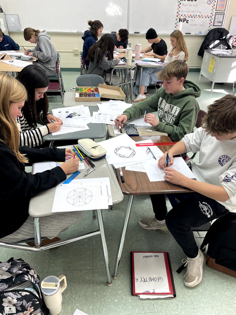 RFH_STEM's tweet image. Honors Geometry Art along with Physics and Chemistry lab activities...welcome back bulldogs and hope everyone had a wonderful Thanksgiving! @RFH_Regional
