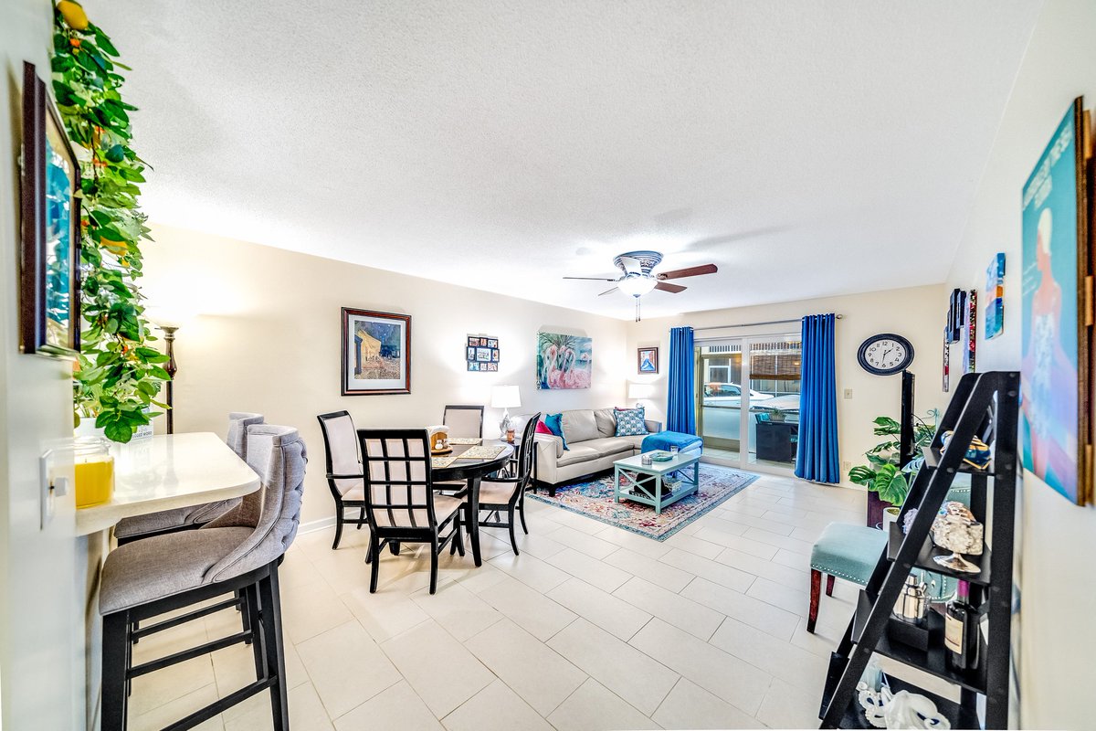 SunnyNicole01's tweet photo. 1 Bed 1 Bath $210,000 Monthly HOA $440 lots of amenities w/30 Day Approval.  Contact me for full listing details. sunny@sunnyglobalgroup.com @lokationre #sellwithsunny #sunnysellssouthflorida https://t.co/JRl1DpTsnY