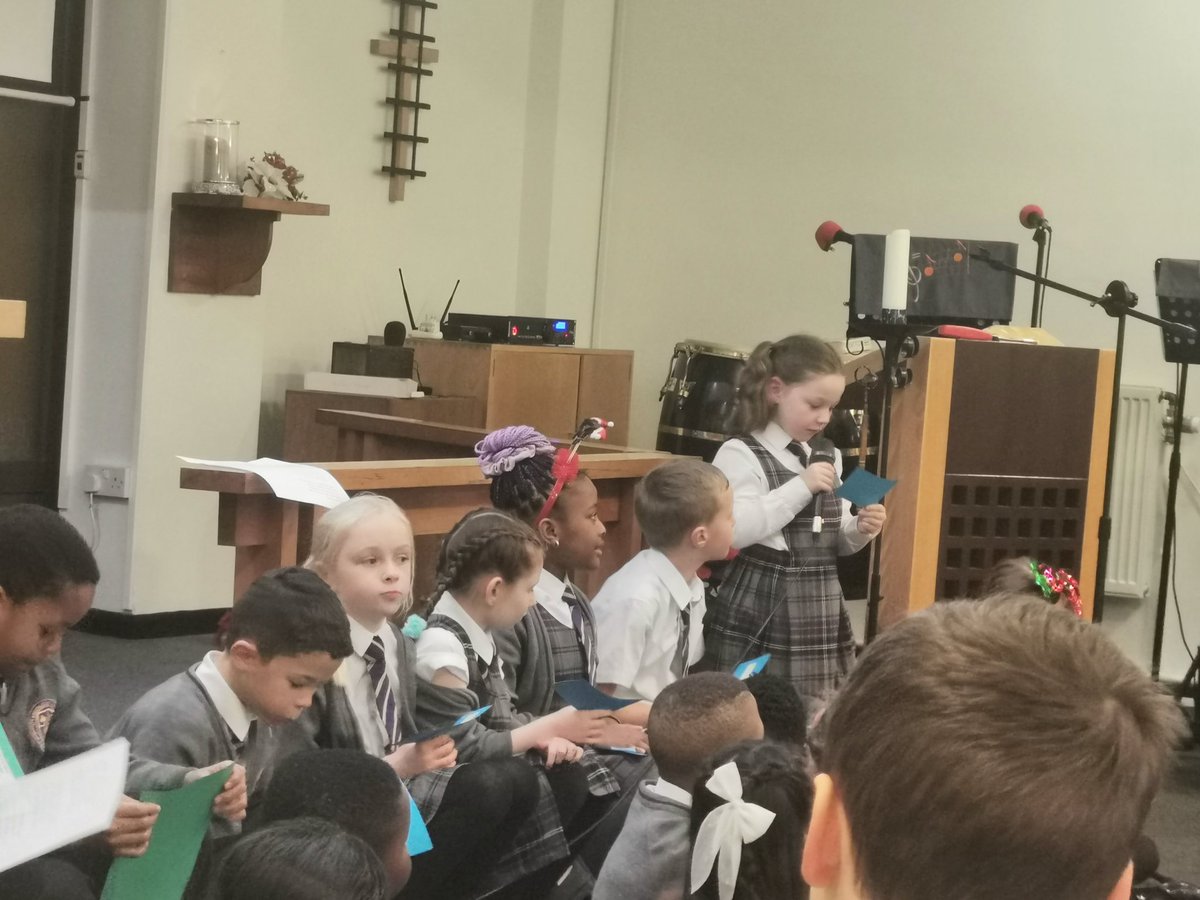 MissEngland9's tweet photo. So proud of Lks2 for their fantastic worship yesterday, celebrating Advent. @MrsIslam8 @MissBall_KSL https://t.co/xl7BMPmxJv