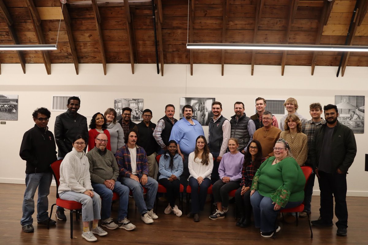 SainiDK10's tweet photo. Yesterday’s TeCSIS & TAWC Annual Meet celebration reminded us: work is fun when you’re with the right people🤩🥳🙌. Cheers to shared stories, big wins, and bigger dreams for the future🤩🤞🙌! #TeamGoals @KJagadish_TTU #CropForageSystemsLab @TTUDAVISCOLLEGE @TAWC_TTU @ISomayanda https://t.co/LKhp8dpK9o