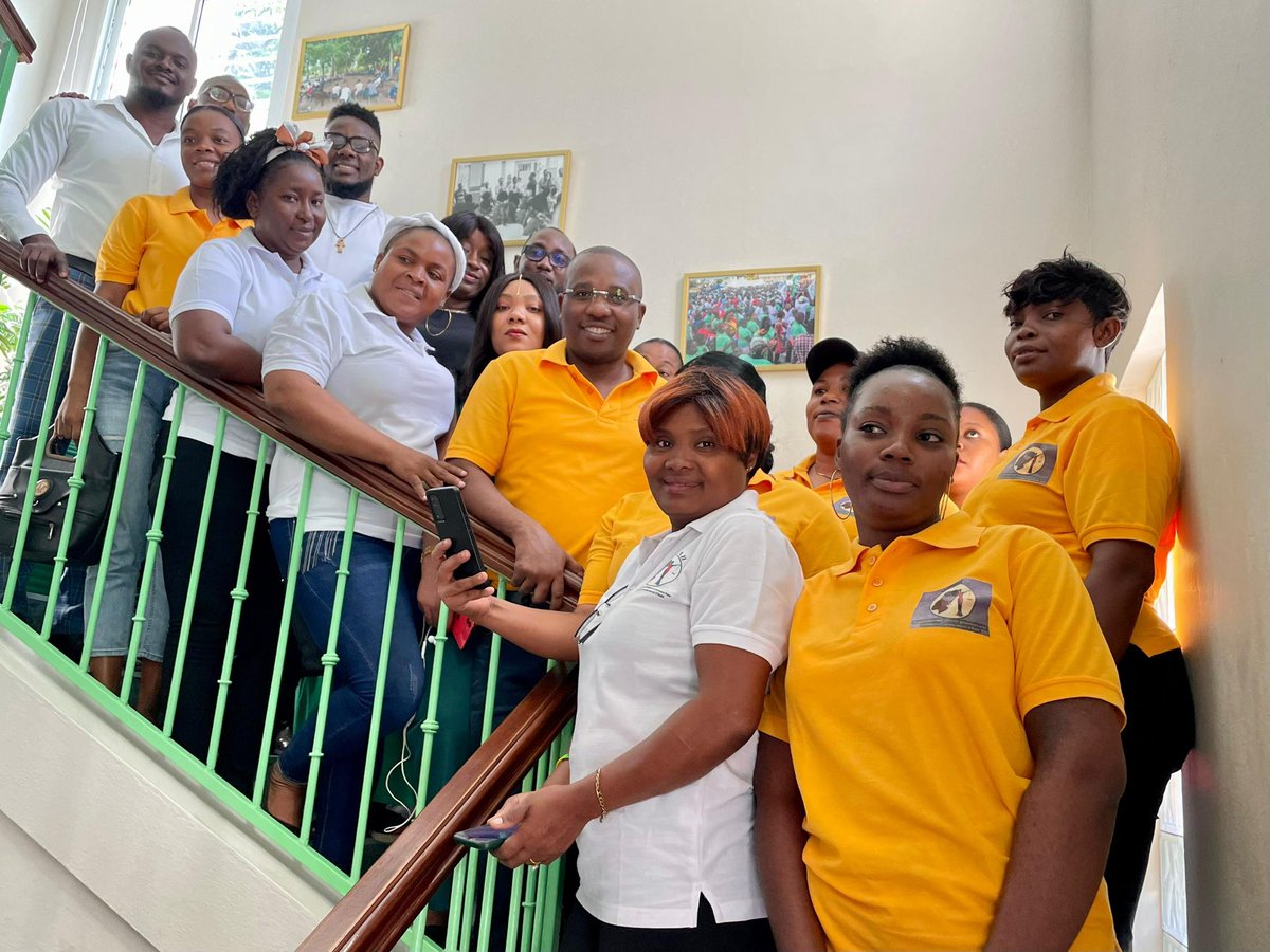 claudejoseph03's tweet photo. Pati EDE te kontan resevwa “Organisation des Femmes Généreuses pour la Justice et l’Avancement d’Haïti”. Nou te pale sou plizyè fòm kolaborasyon nan kad mouvman solidarite ak moun ki nan kan yo. https://t.co/62SAlGE3Nm