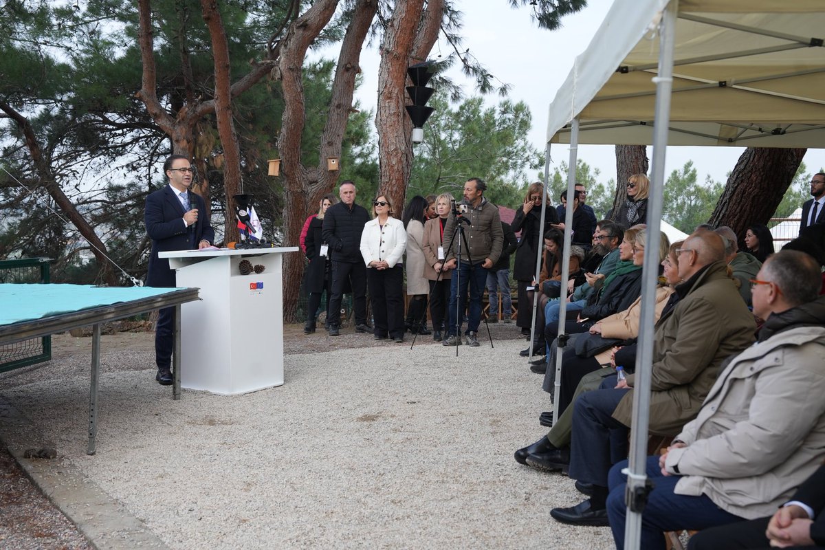 🌿“Geleceğimizi İklim Değişikliğine Uyumlaştırma” Projesi kapsamında kurulan Ekoloji Eğitim Merkezinin açılışı İl Millî Eğitim Müdürümüz Dr. Ömer Yahşi'nin katılımıyla gerçekleştirildi.
<a href="/tcmeb/">Millî Eğitim Bakanlığı</a> 
<a href="/Yusuf__Tekin/">Yusuf Tekin</a> 
<a href="/drsuleymanelban/">Dr. Süleyman Elban</a> 
<a href="/yahsiomer/">Dr. Ömer YAHŞİ</a>