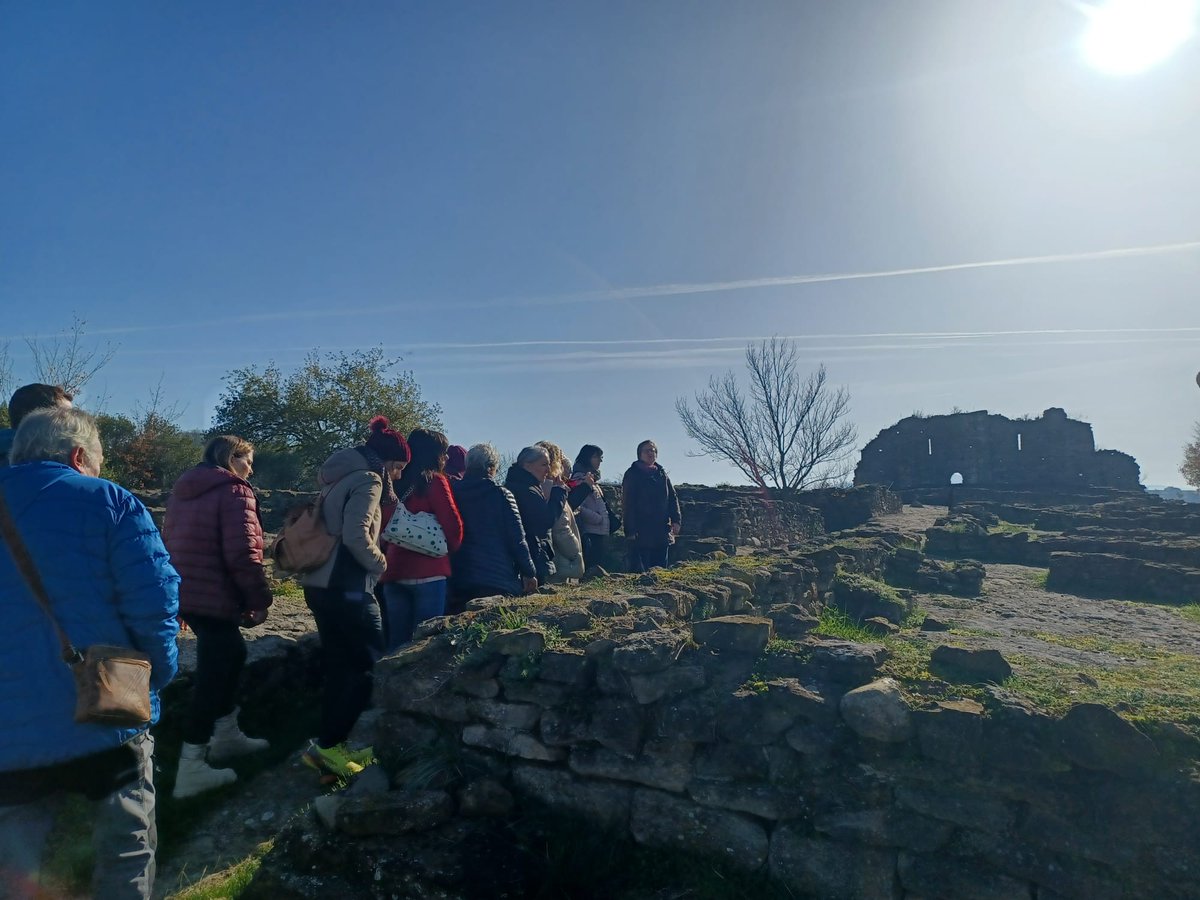 Centre Cívic Joan Triadú tweet media