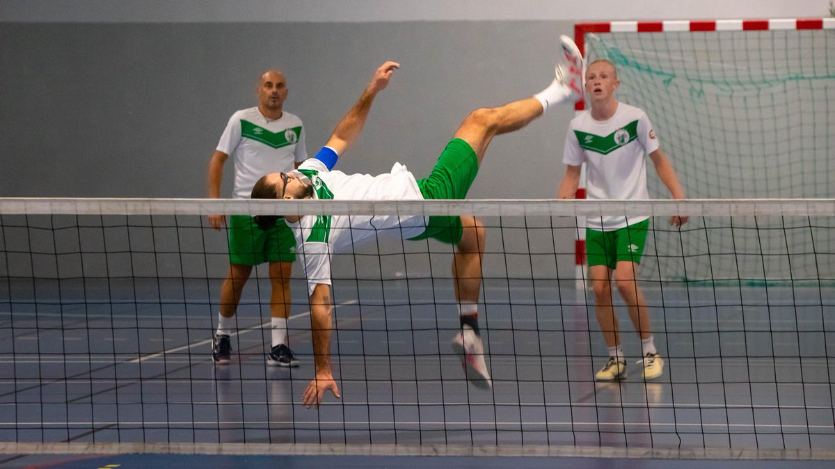 Une 4 ème journée qui a vu le club de Sète ramener 4 pts sur 6 possible après avoir perdu contre les champions en titre de Nantes (3/2) et une victoire contre les ogres Olonnais (3/1). Cela nous permet de conforter notre 3 ème place au classement général du championnat de D1.