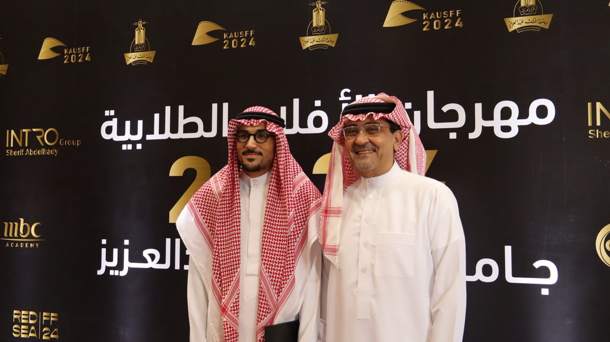 لارا قشقري tweet media