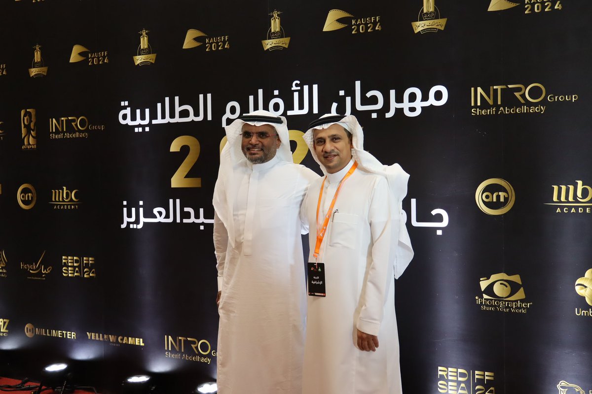 لارا قشقري tweet media