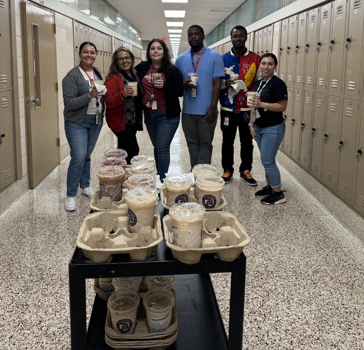 Elsa Wright tweet media