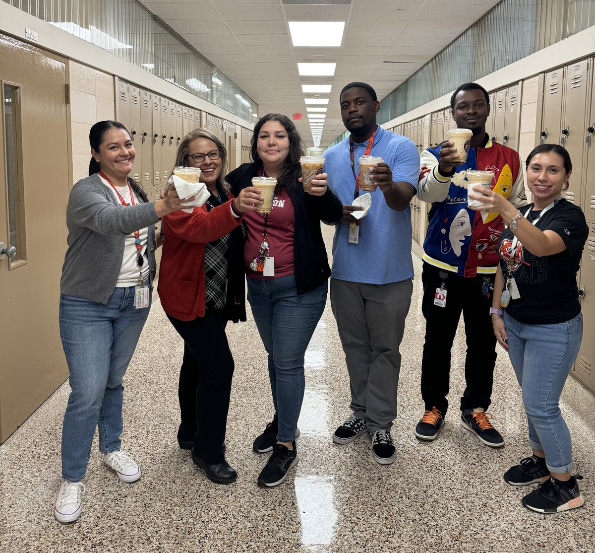 Elsa Wright tweet media