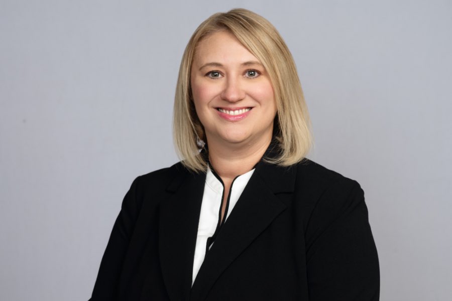 In this article, Karen Hill shares how joining AILA’s Interest Groups has shaped her #ImmigrationLaw career. It has opened doors to serve on key AILA committees and enhanced her practice at #GreenSpiegelUS. Learn more: tinyurl.com/42u2s8ch #AILA #LegalCommunity