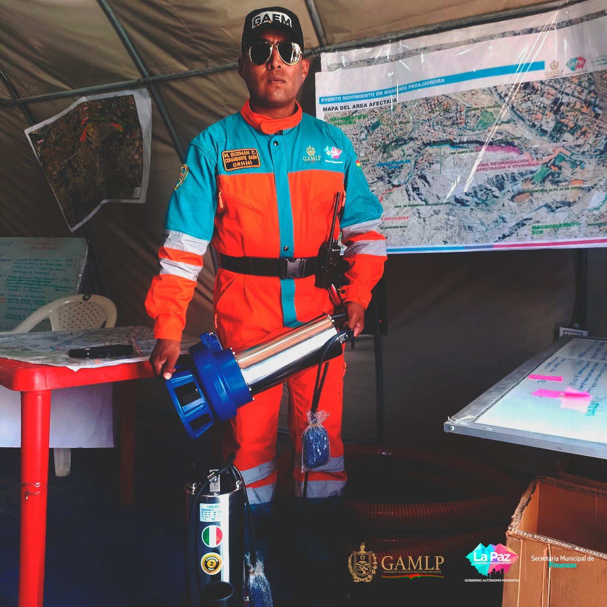 dricaGAMLP's tweet photo. ��Por el bien común! 📷
El GAMLP, a través de su Agencia Municipal de Cooperación, en su compromiso de brindar una pronta respuesta a las familias afectadas por los recientes deslizamientos causados por las intensas lluvias, ha logrado el apoyo del Banco PRODEM S.A. https://t.co/SyoDF06frn