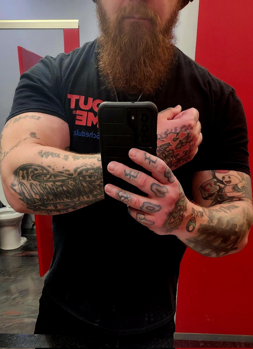 ItalianJedi2's tweet photo. Gains in the financial portfolio 
                     
Gains in the physical portfolio 

Gains in the spiritual portfolio 

Gains in the mental portfolio 

#ChasingGainsDaily https://t.co/eit49XvE66