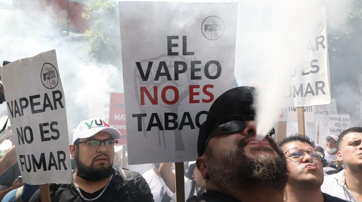 Reclaman regulación de la comercialización de vapeadores; hay 2,100,000 usuarios sin control de lo que consumen.
forbes.com.mx/reclaman-regul…