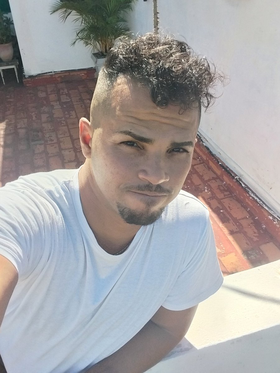 ircasper3's tweet image. Felicidades a todas las personas que trabajan en salud , los amo