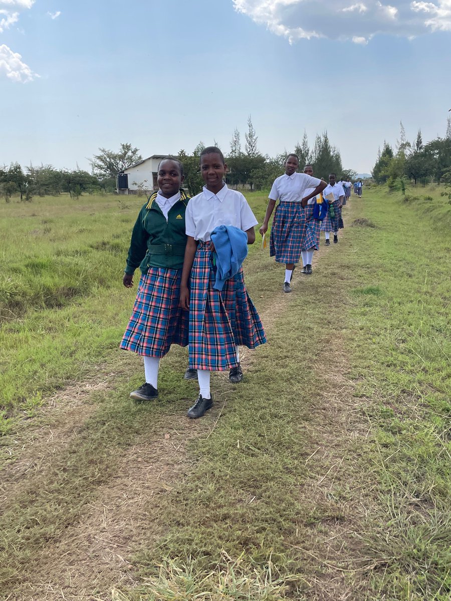 Many girls in Tanzania face forced marriage, female genital mutilation &amp; poverty. Help by supporting the #GirlsRiseScholarship for #GivingTuesday. 🎉 $100+ gifts are matched 1:1 Crypto gifts are accepted via #Givingblock #CryptoforGood

buff.ly/4eYj6jG