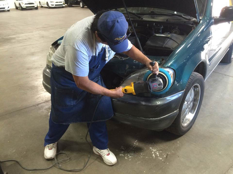 ZendejasShop's tweet image. Make a lasting impression with our exterior detailing service. We bring out the best in your car's appearance. Learn more by visiting our website.
#ExteriorDetailing #Tempe
autodetailingtempe.com/exterior-detai…