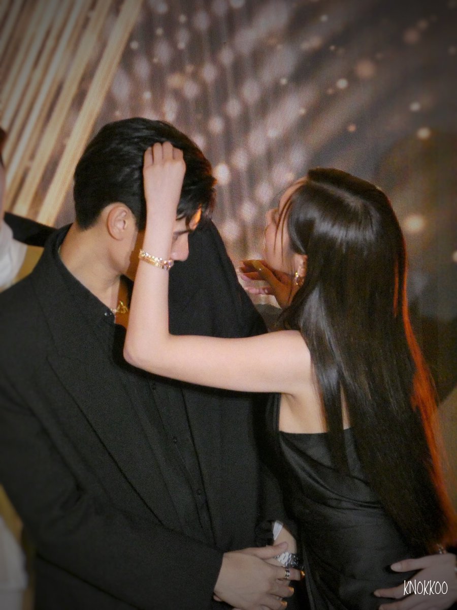 ยกให้รูปเซทนี้เป็นเดอะเบสโมเม้นเลย (หิ่งห้อยชอบอะไรเรียลๆครับ)🤭🫠

19ANVPARAGON X TATEOOM
#SIAMPARAGON19THxTATEOOM